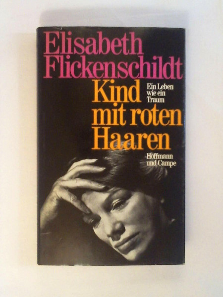 Kind mit roten Haaren. Ein Leben wie ein Traum.