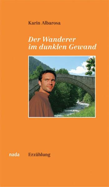 Der Wanderer im dunklen Gewand