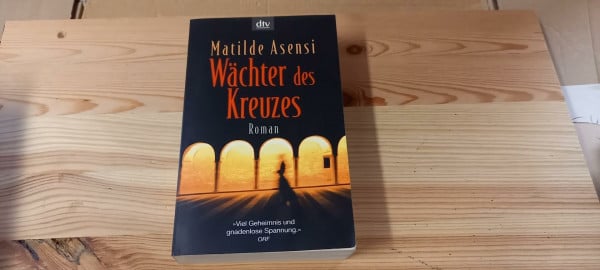Wächter des Kreuzes: Roman (dtv Unterhaltung)
