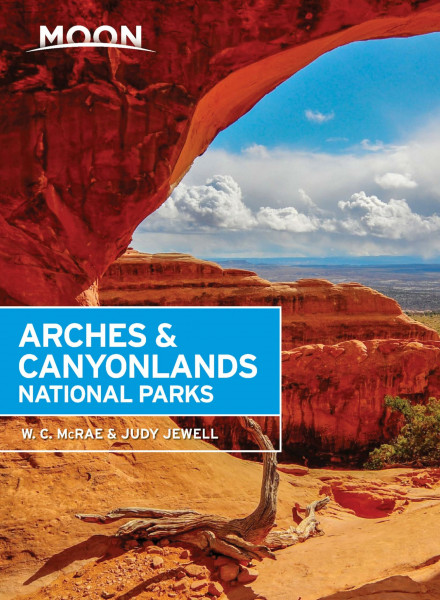 Moon Arches & Canyonlands National Parks (Travel Guide)
