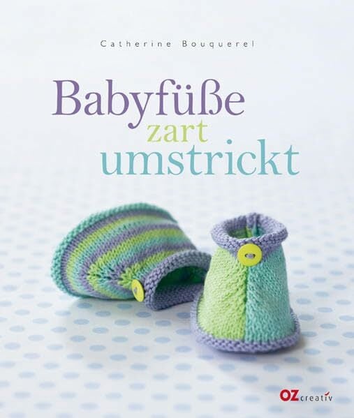 Babyfüße zart umstrickt Babyfüße zart umstrickt