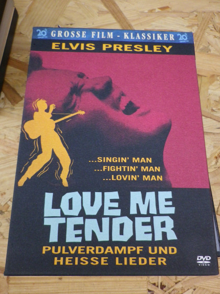Love Me Tender - Pulverdampf und heiße Lieder