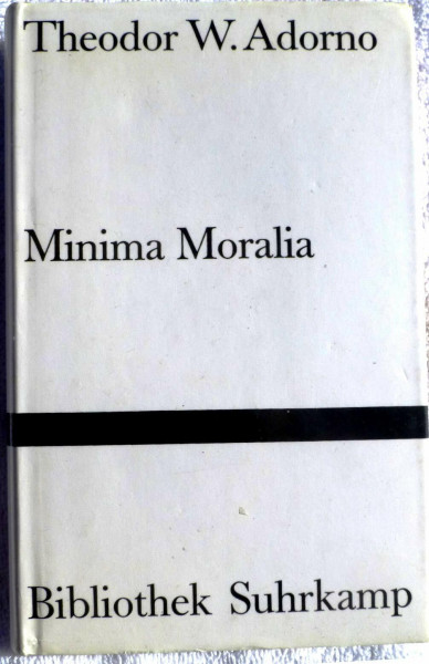 minima-moralia--reflexionen-aus-dem-besch--digten-leben