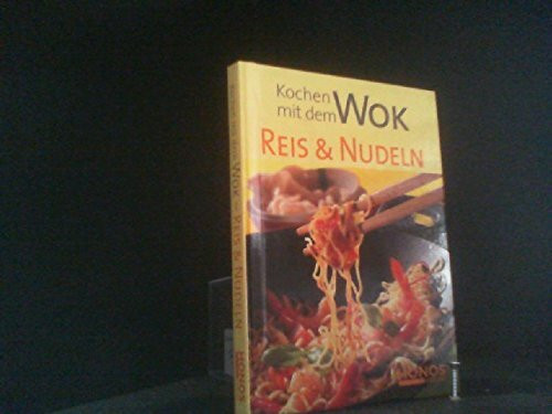 Kochen mit dem Wok-Reis und Nudeln