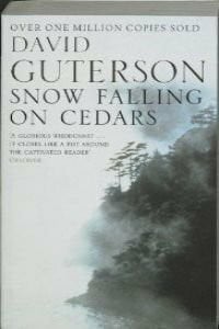 Snow Falling on Cedars (Paragon Softcover Large Print Books)