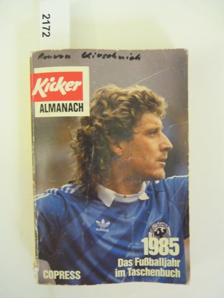 Kicker-Almanach 1985: Das Fussballjahr im Taschenbuch