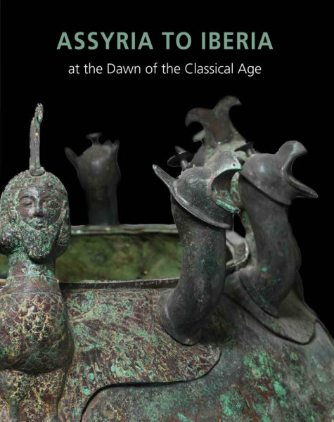 Assyria to Iberia: At the Dawn of the Classical Age (Fashion Studies)