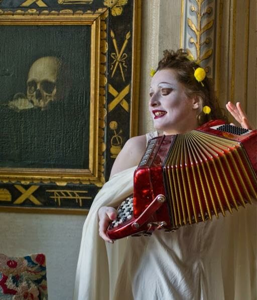 Spiegelgarten: In verborgenen Wunderkammern Spiegelgarten: In verborgenen Wunderkammern