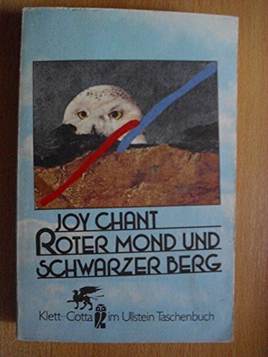 Roter Mond und schwarzer Berg