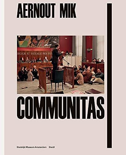 Aernout Mik - Communitas