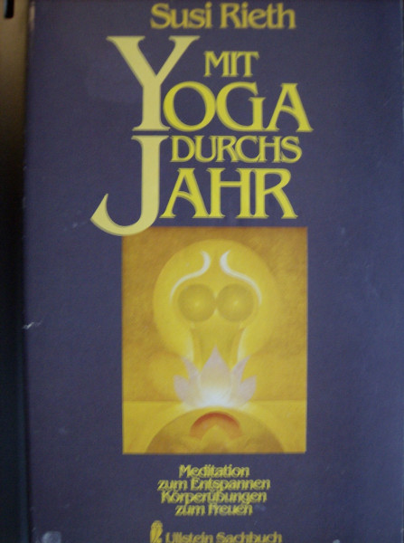 Mit Yoga durchs Jahr