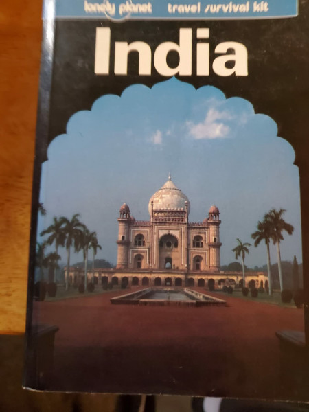 India: A Travel Survival Kit (Lonely Planet Travel Survival Kit)