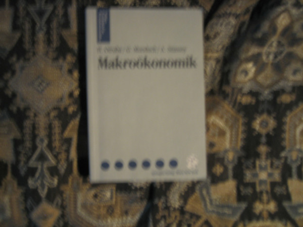 Makroökonomik (Springers Kurzlehrbücher der Wirtschaftswissenschaften)