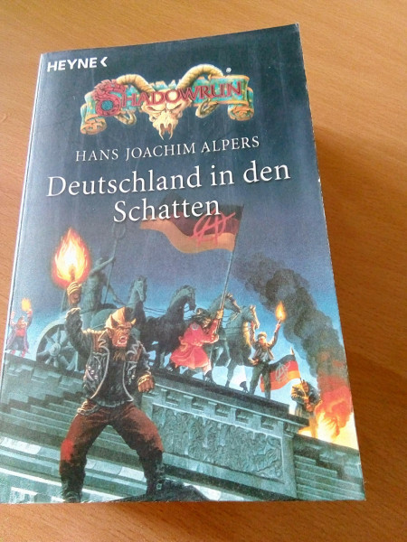 Deutschland in den Schatten: Drei Romane in einem Band (Heyne Science Fiction und Fantasy (06))