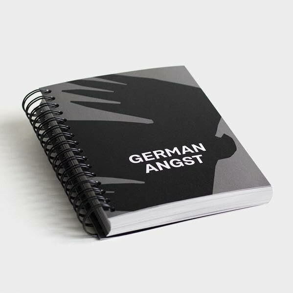 German Angst: Ein Klapp-Buch