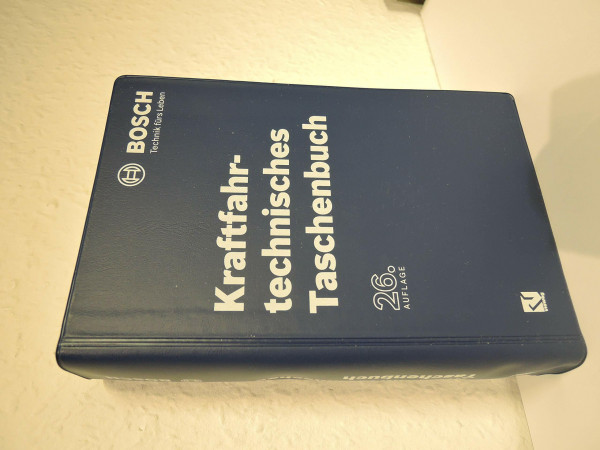 Kraftfahrtechnisches Taschenbuch: 26.Auflage