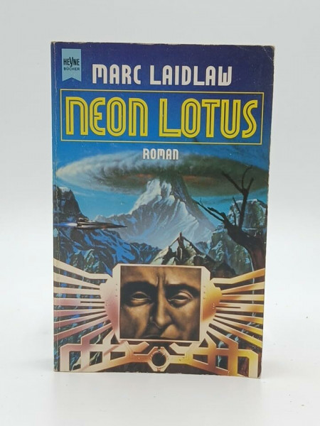 Neon Lotus: Roman