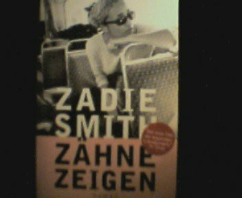 Zähne zeigen : Roman.