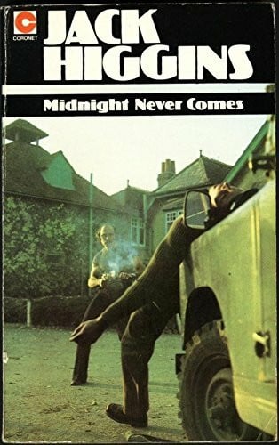 Midnight Never Comes (Coronet Books)