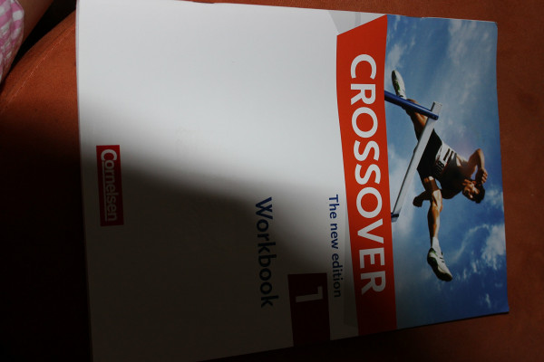Crossover - The New Edition - B1/B2: Band 1 - 11. Schuljahr: Workbook mit herausnehmbarem Schlüssel