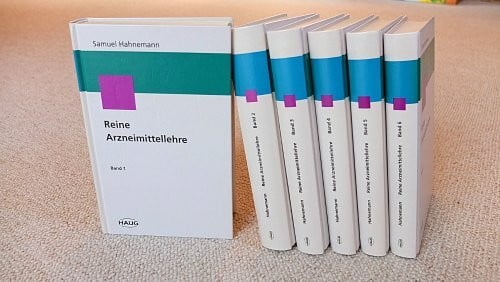 Reine Arzneimittellehre. 6 Bde.