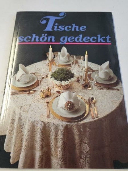 Tische schön gedeckt