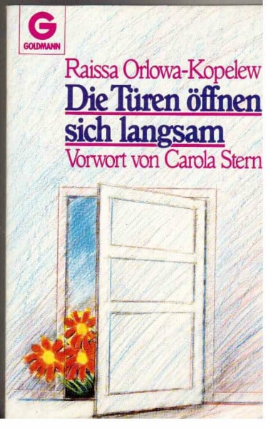Die Türen öffnen sich langsam.
