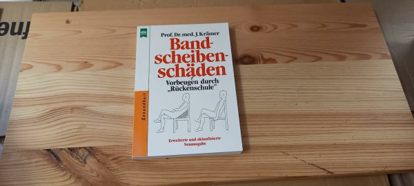 Bandscheibenschäden. Vorbeugen durch 'Rückenschule'.( Gesundheit).