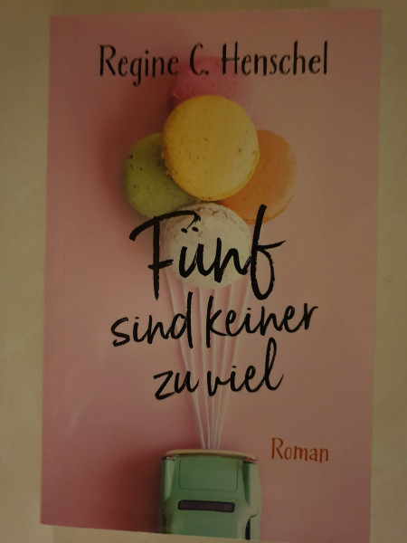 Fünf sind keiner zu viel: Roman (Liz)