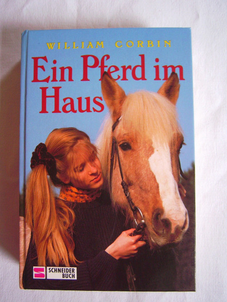 Ein Pferd im Haus