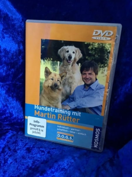 Hundetraining mit Martin Rütter: Individuell. Partnerschaftlich. Leise. Einfach.