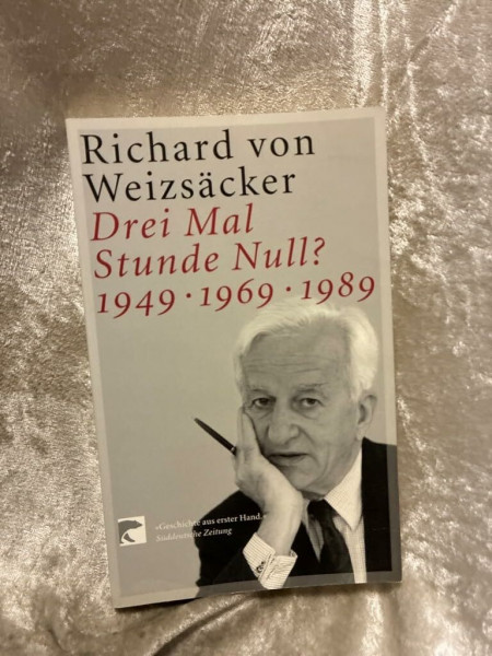 Dreimal Stunde Null