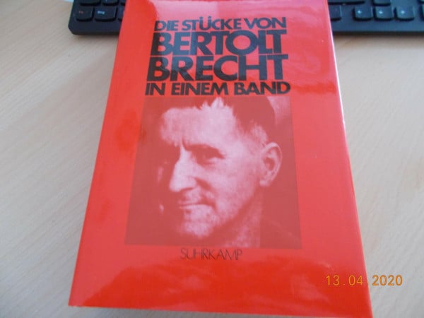 Die Stücke von Bertolt Brecht in einem Band