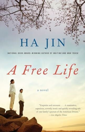 A Free Life: A novel (Vintage International)