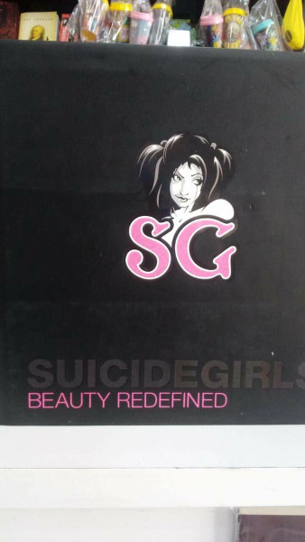 Suicidegirls: Beauty Redefined