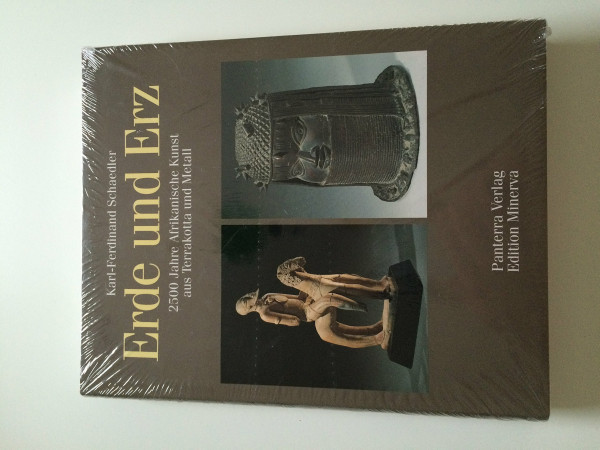 Erde und Erz: 2500 Jahre afrikanische Kunst aus Terrakotta und Metall