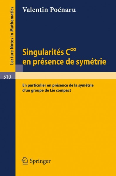 Singularites C infini en presence de symetrie
