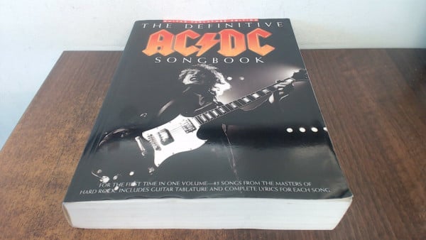 The Definitive Ac/Dc Songbook