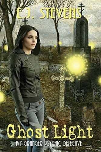 Ghost Light (Ivy Granger, Band 2)