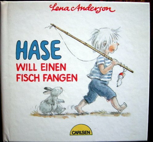 Hase will einen Fisch fangen.